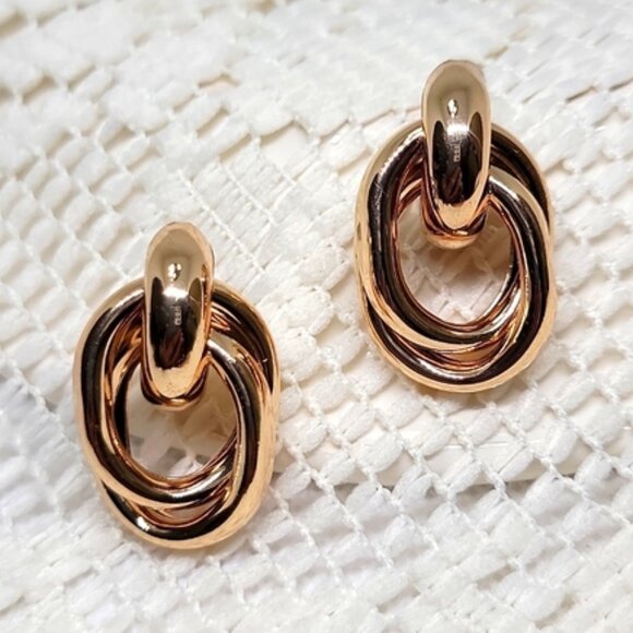 Classic Oval Shaped Stud Earrings Gold Tone 1.18 Inch High Gold Tone - Picture 2 of 10